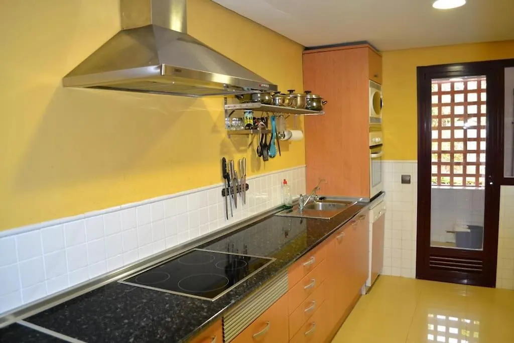 Luxury Apartment With Sea Views, Golf, Gym, Spa, 7 Pools Ojen