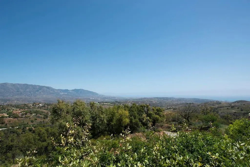 Luxury Apartment With Sea Views, Golf, Gym, Spa, 7 Pools Ojen 0*,