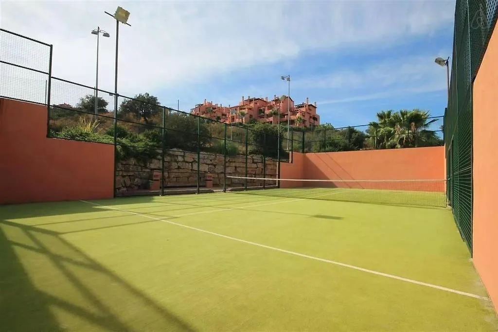 Luxury Apartment With Sea Views, Golf, Gym, Spa, 7 Pools Ojén