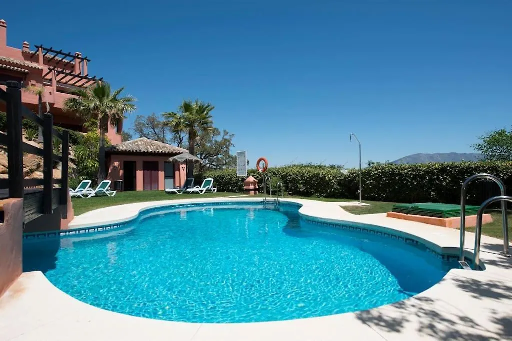Luxury Apartment With Sea Views, Golf, Gym, Spa, 7 Pools Ojen