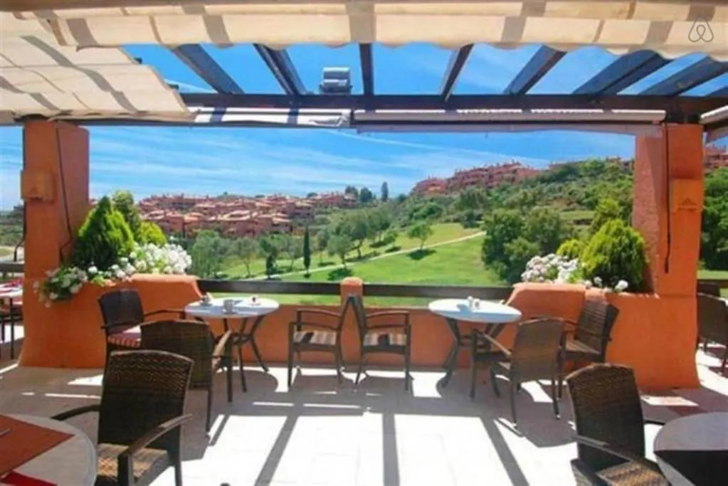 Luxury Apartment With Sea Views, Golf, Gym, Spa, 7 Pools Ojen 0*,  Spain