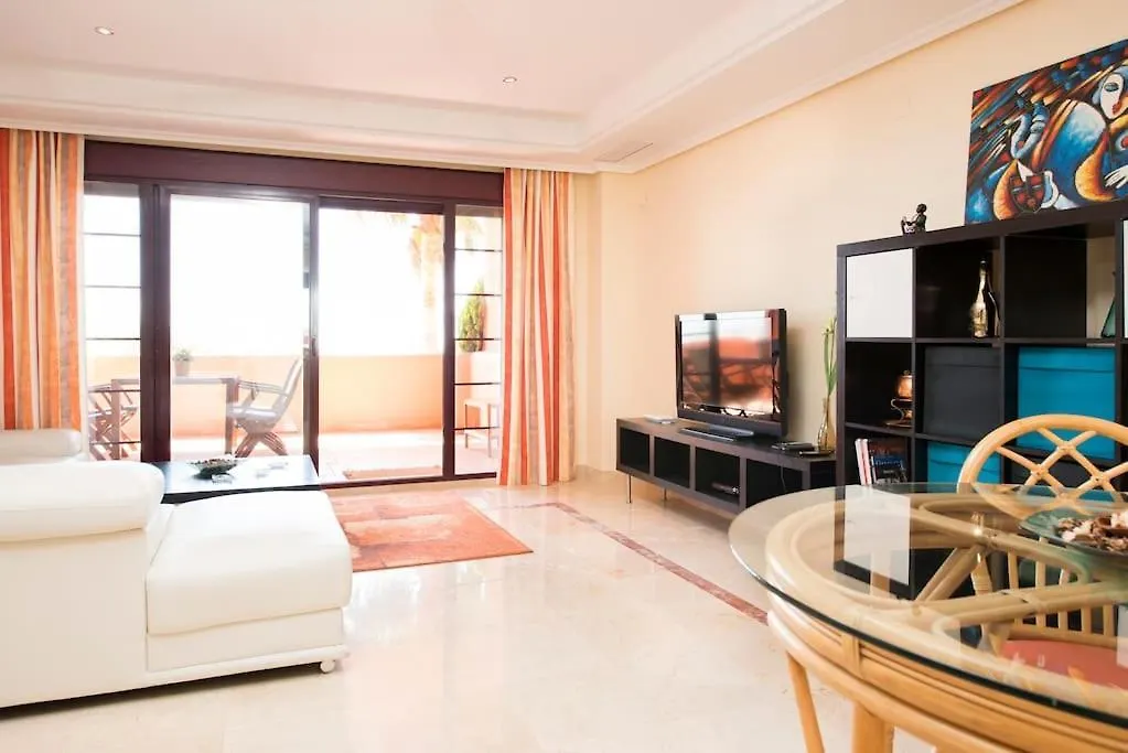 Luxury Apartment With Sea Views, Golf, Gym, Spa, 7 Pools Ojen
