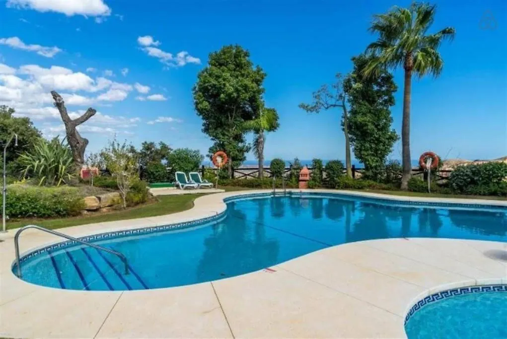 Luxury Apartment With Sea Views, Golf, Gym, Spa, 7 Pools Ojen